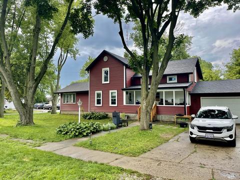 211 State St, Maple Park, IL 60151 photo 2
