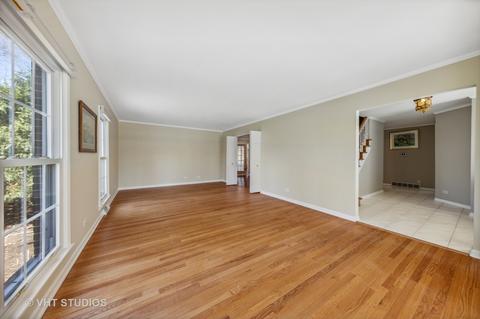 185 Longfellow Dr, Wheaton, IL 60189 photo 5