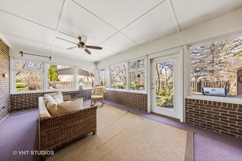 185 Longfellow Dr, Wheaton, IL 60189 photo 9