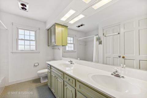 185 Longfellow Dr, Wheaton, IL 60189 photo 23