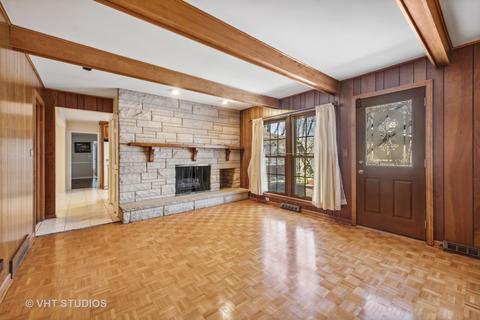 185 Longfellow Dr, Wheaton, IL 60189 photo 13