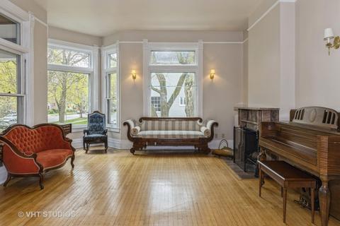 1212 Maple Ave, Evanston, IL 60202 photo 5