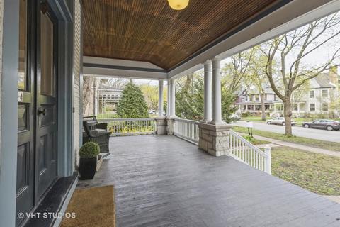 1212 Maple Ave, Evanston, IL 60202 photo 2