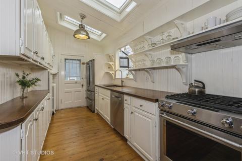 1212 Maple Ave, Evanston, IL 60202 photo 17