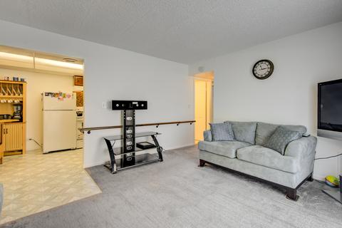 3305 Kirchoff Rd #1B, Rolling Meadows, IL 60008 photo 5