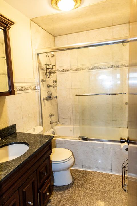 3755 Rose Manor Ter, Markham, IL 60428 photo 8