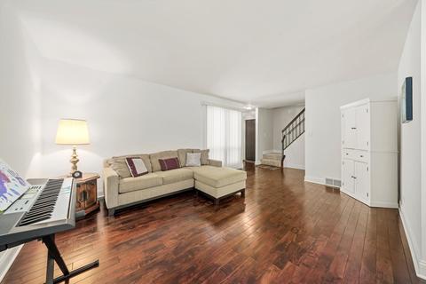 710 Lakeside Circle Dr, Wheeling, IL 60090 photo 8