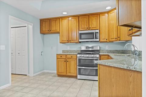 710 Thistlewood Cc Ct, Normal, IL 61761 photo 15