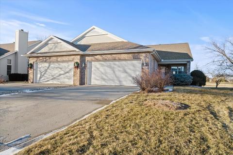 710 Thistlewood Cc Ct, Normal, IL 61761 photo 1