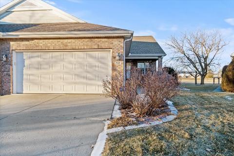 710 Thistlewood Cc Ct, Normal, IL 61761 photo 2