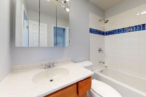 1490 Dennison Rd, Hoffman Estates, IL 60169 photo 12