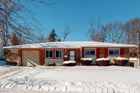 1490 Dennison Rd, Hoffman Estates, IL 60169 photo 1