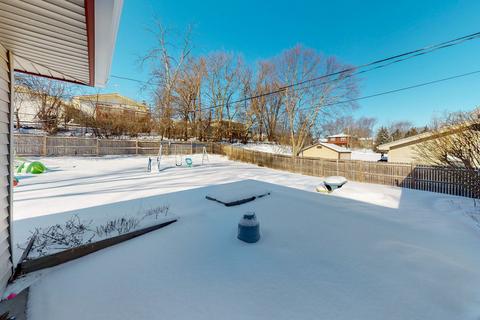 1490 Dennison Rd, Hoffman Estates, IL 60169 photo 19