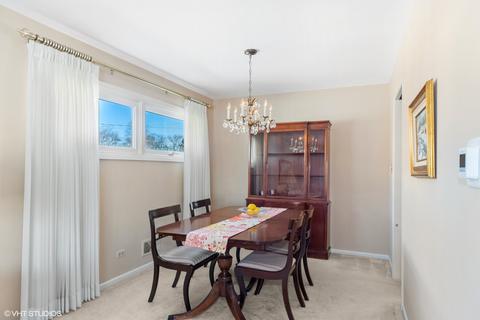 227 Crescent Dr, Glenview, IL 60025 photo 4