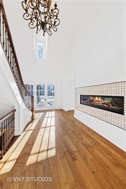 941 E Porter Ave, Naperville, IL 60540 photo 6