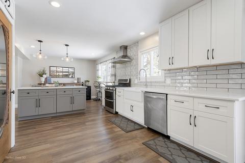293 S Fork Dr, Gurnee, IL 60031 photo 4