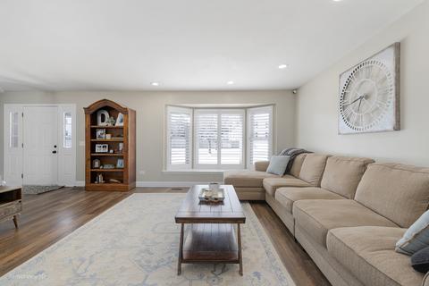 293 S Fork Dr, Gurnee, IL 60031 photo 8
