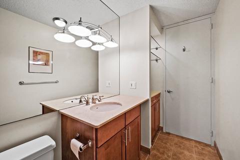 30 E Huron St #2410, Chicago, IL 60611 photo 19