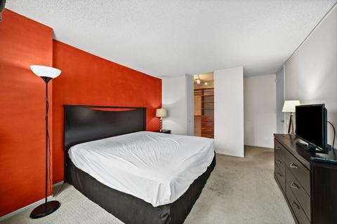 30 E Huron St #2410, Chicago, IL 60611 photo 14