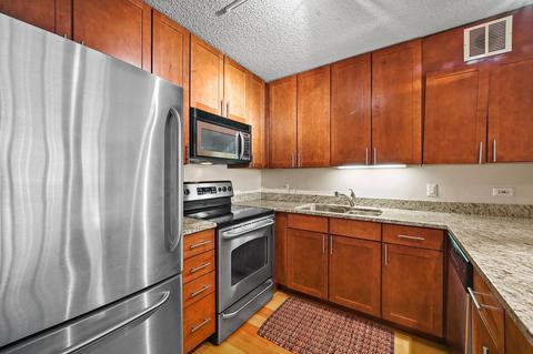 30 E Huron St #2410, Chicago, IL 60611 photo 2