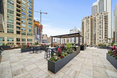 30 E Huron St #2410, Chicago, IL 60611 photo 28