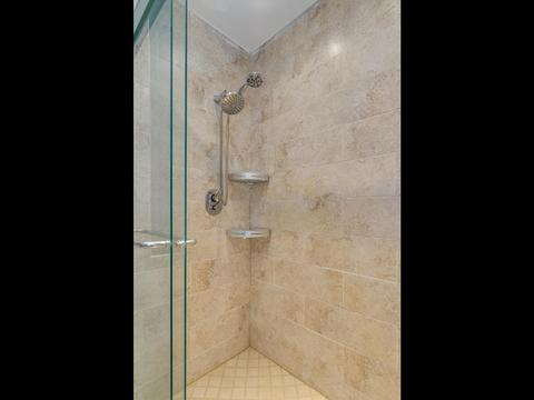 760 Buckingham Ct, Hoffman Estates, IL 60169 photo 17