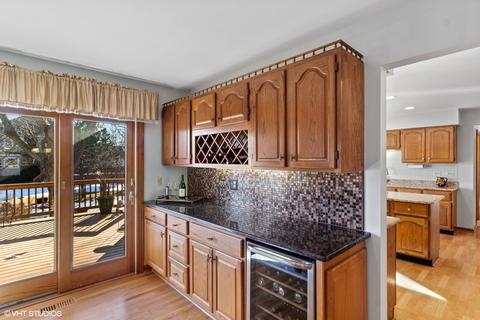1575 Brittany Ln, Hoffman Estates, IL 60192 photo 18