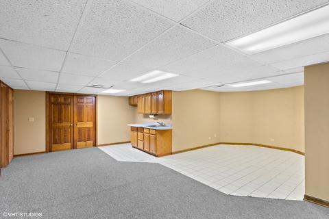 1575 Brittany Ln, Hoffman Estates, IL 60192 photo 36