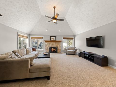 63 Mitchell Cir, Wheaton, IL 60189 photo 33