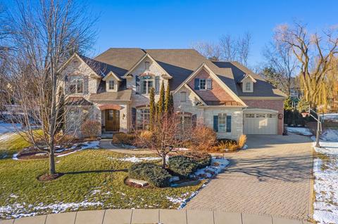 63 Mitchell Cir, Wheaton, IL 60189 photo 1
