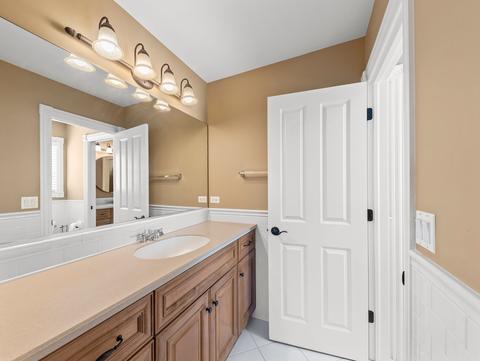 63 Mitchell Cir, Wheaton, IL 60189 photo 30