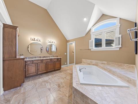 63 Mitchell Cir, Wheaton, IL 60189 photo 27
