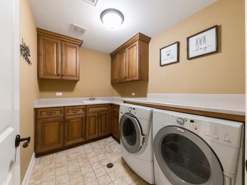 63 Mitchell Cir, Wheaton, IL 60189 photo 36