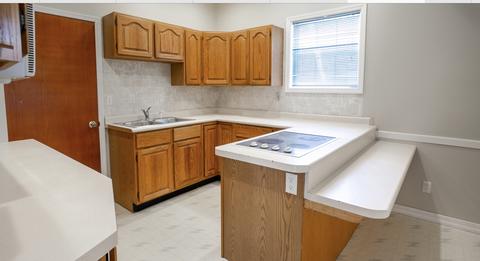 515 W Hovey Ave, Normal, IL 61761 photo 8