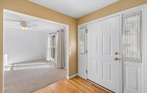 123 Devonshire Dr, Dekalb, IL 60115 photo 6