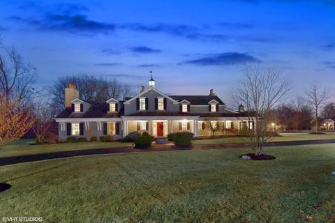 58 Overlook Dr, Golf, IL 60029 photo 1