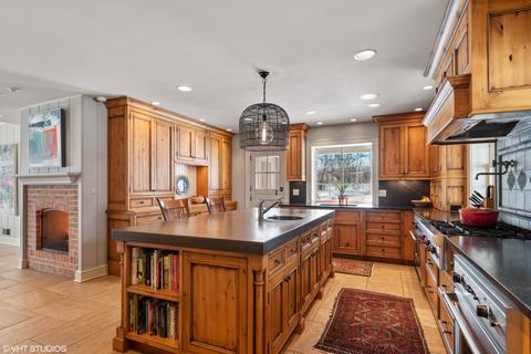 58 Overlook Dr, Golf, IL 60029 photo 7