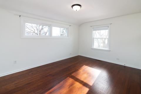 1005 W Pendleton Pl, Mount Prospect, IL 60056 photo 10