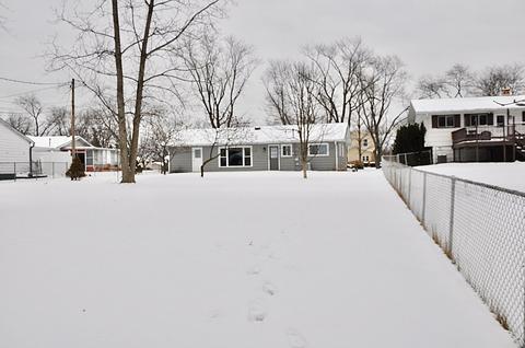 599 Hillcrest Ct, Hoffman Estates, IL 60169 photo 17
