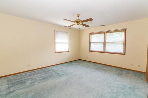 1220 E Thomas Rd, Wheaton, IL 60187 photo 21