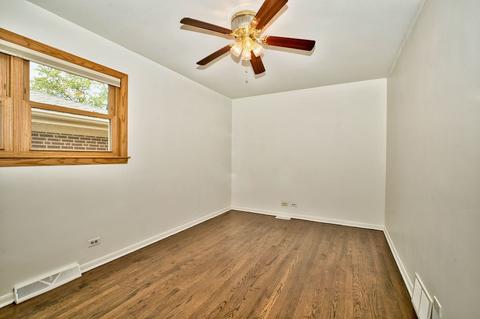 4307 W Devon Ave, Chicago, IL 60646 photo 24