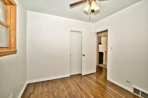 4307 W Devon Ave, Chicago, IL 60646 photo 22