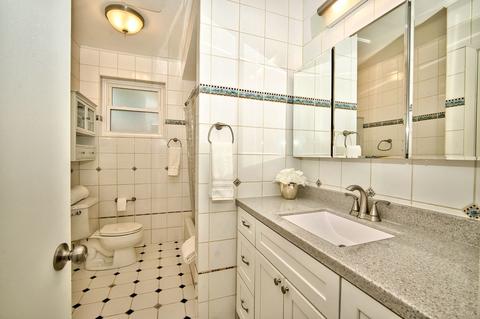 4307 W Devon Ave, Chicago, IL 60646 photo 18