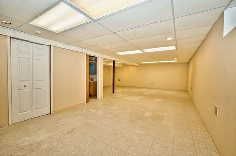 4307 W Devon Ave, Chicago, IL 60646 photo 28