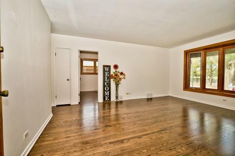 4307 W Devon Ave, Chicago, IL 60646 photo 3