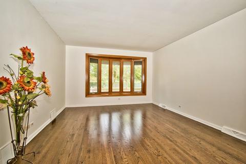 4307 W Devon Ave, Chicago, IL 60646 photo 6