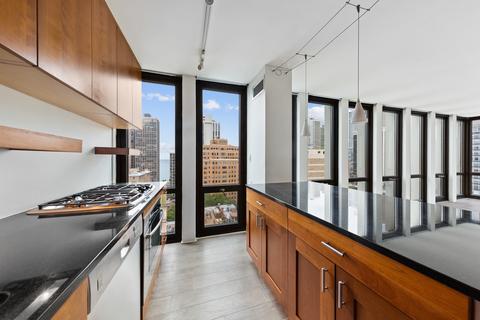 1 E Scott St #1604, Chicago, IL 60610 photo 6