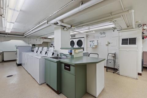 1 E Scott St #1604, Chicago, IL 60610 photo 19