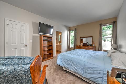 4910 Joyce Ct, Mchenry, IL 60050 photo 14