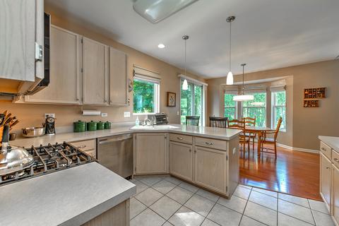 4910 Joyce Ct, Mchenry, IL 60050 photo 12